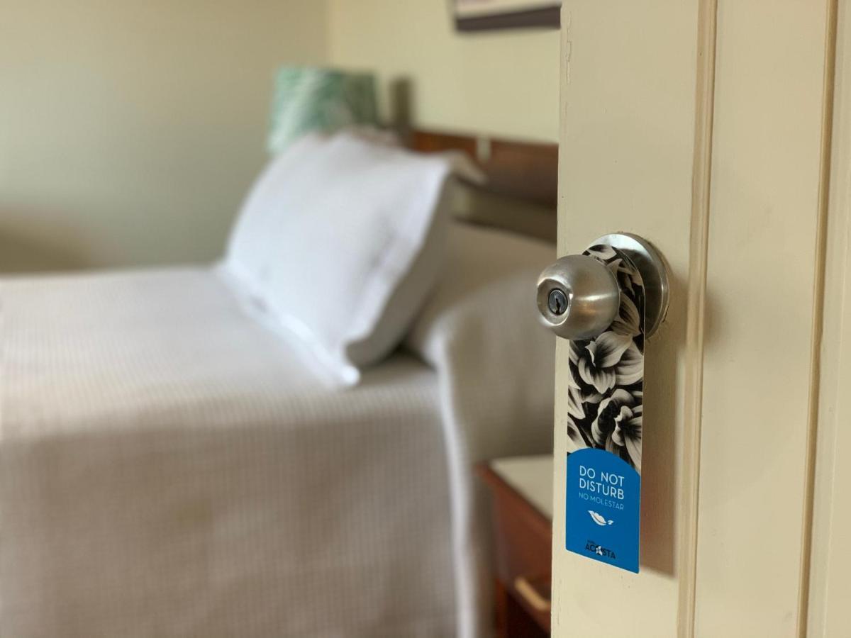 איקיטוס Hotel Acosta מראה חיצוני תמונה