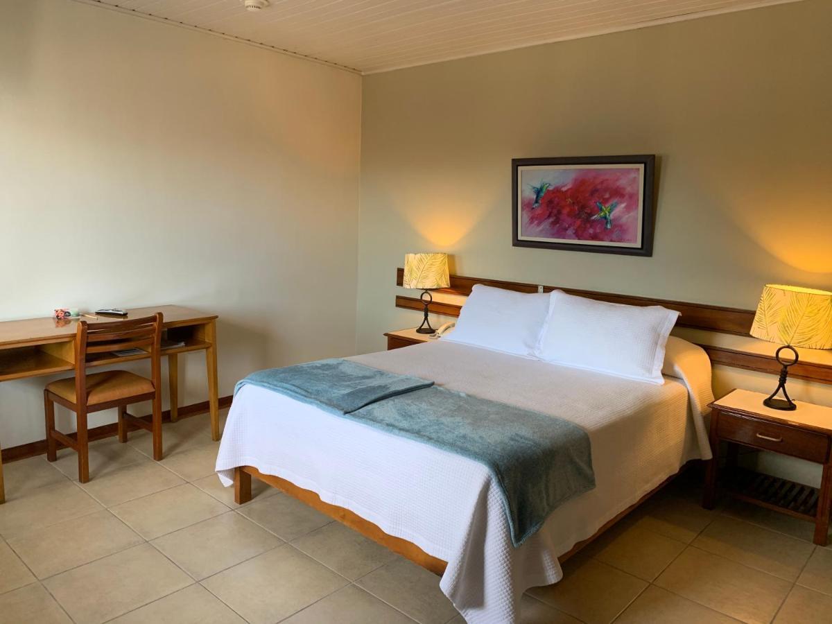 איקיטוס Hotel Acosta מראה חיצוני תמונה