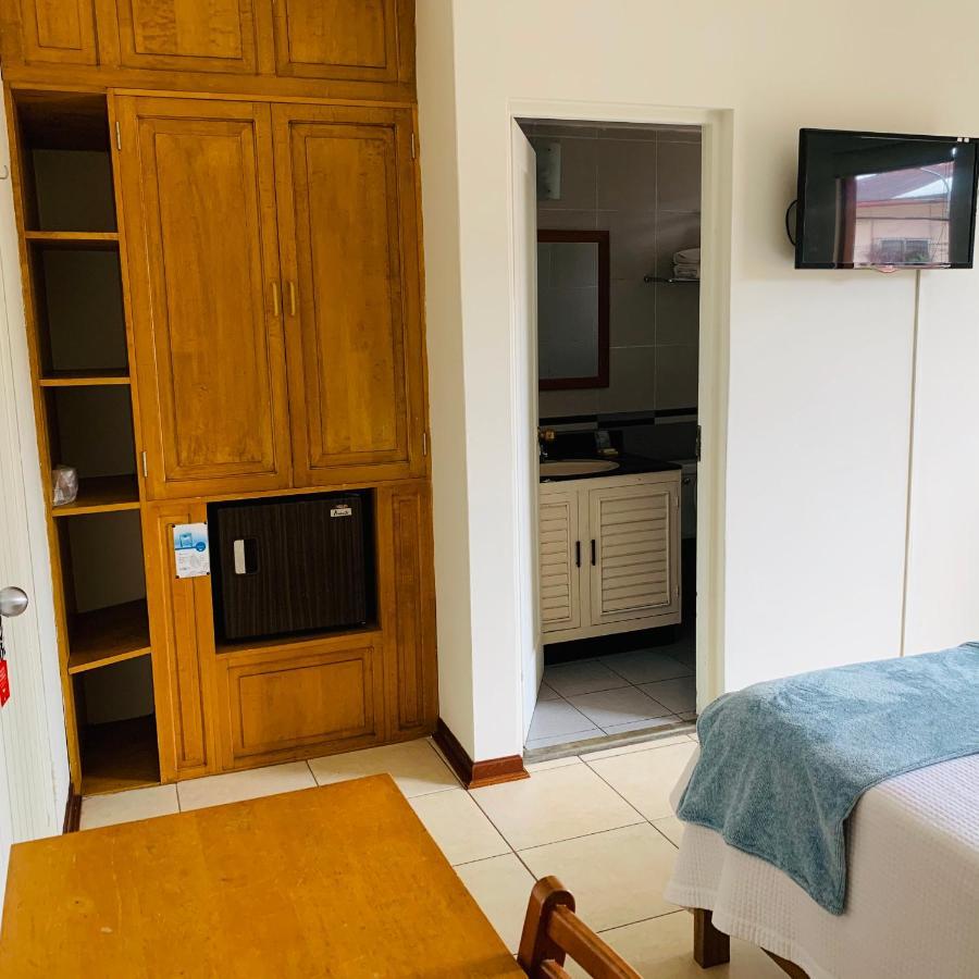איקיטוס Hotel Acosta מראה חיצוני תמונה